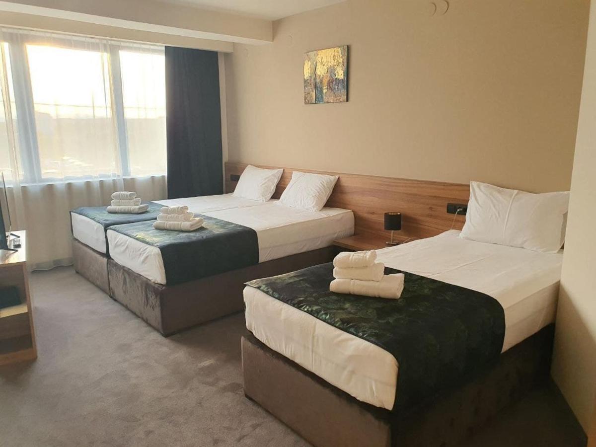 Hotel Aloha Nis Ngoại thất bức ảnh