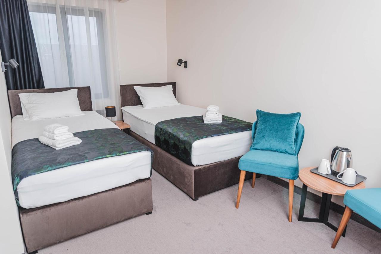 Hotel Aloha Nis Ngoại thất bức ảnh